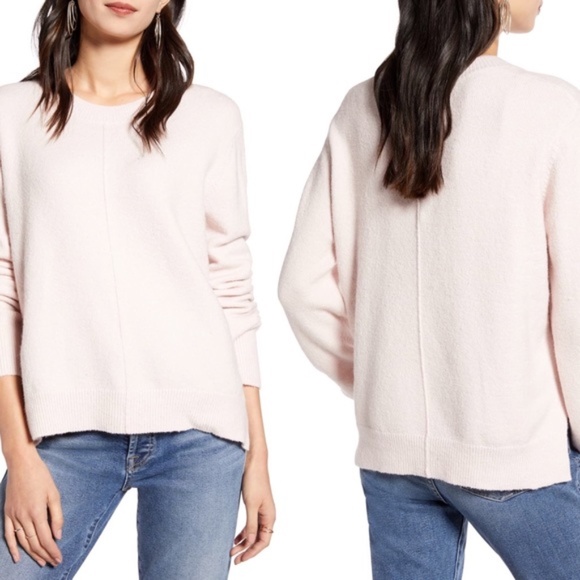 Treasure & Bond Sweaters - Treasure & Bond Crewneck Pullover soft - NWT
